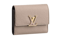 LOUIS VUITTON Capucines Cow Leather Capson Wallet Coin Purse Regular Women's Gray