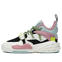 (WMNS) ANTA Baseline Low 'White Black Pink' 122018087-5