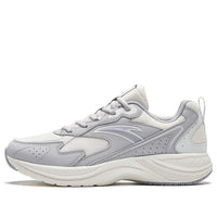 (WMNS) ANTA Running Series Sneakers 'White Grey' 922345595-3