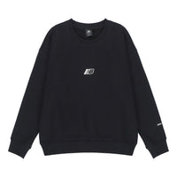 (WMNS) New Balance Essentials Sweatshirt 'Black White' AWT23514-BK