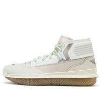 New Balance BB9000 'Moonbeam' BB9000N1