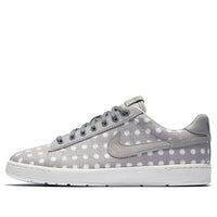 (WMNS) Nike Tennis Classic Ultra Premium 'Matte Silver' 749647-004