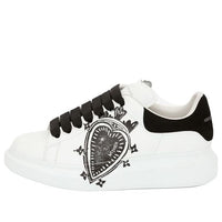 (WMNS) Alexander McQueen Leather Heart Logo Lace Up Oversized Sneakers 'White Black' 667570WIAF39061