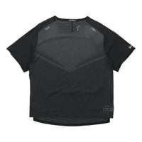 Nike Ultra Run Division TrainingSport Fast-Dry Breathable Fabric Short Sleeve T-Shirt Men's Black DA1299-010