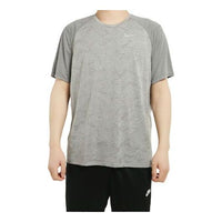 Men's Nike Colorblock Casual Sports Short Sleeve Gray T-Shirt AT3928-056