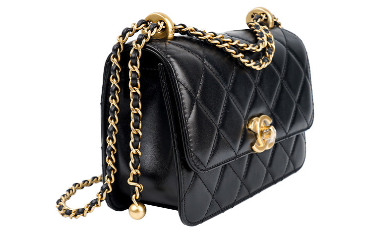 CHANEL 19Bag Calfskin With Gold Metal Black