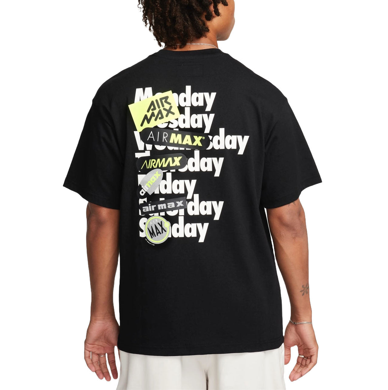 Nike Air Max Day T-Shirt Asia Sizing 'Black' FZ7619-010