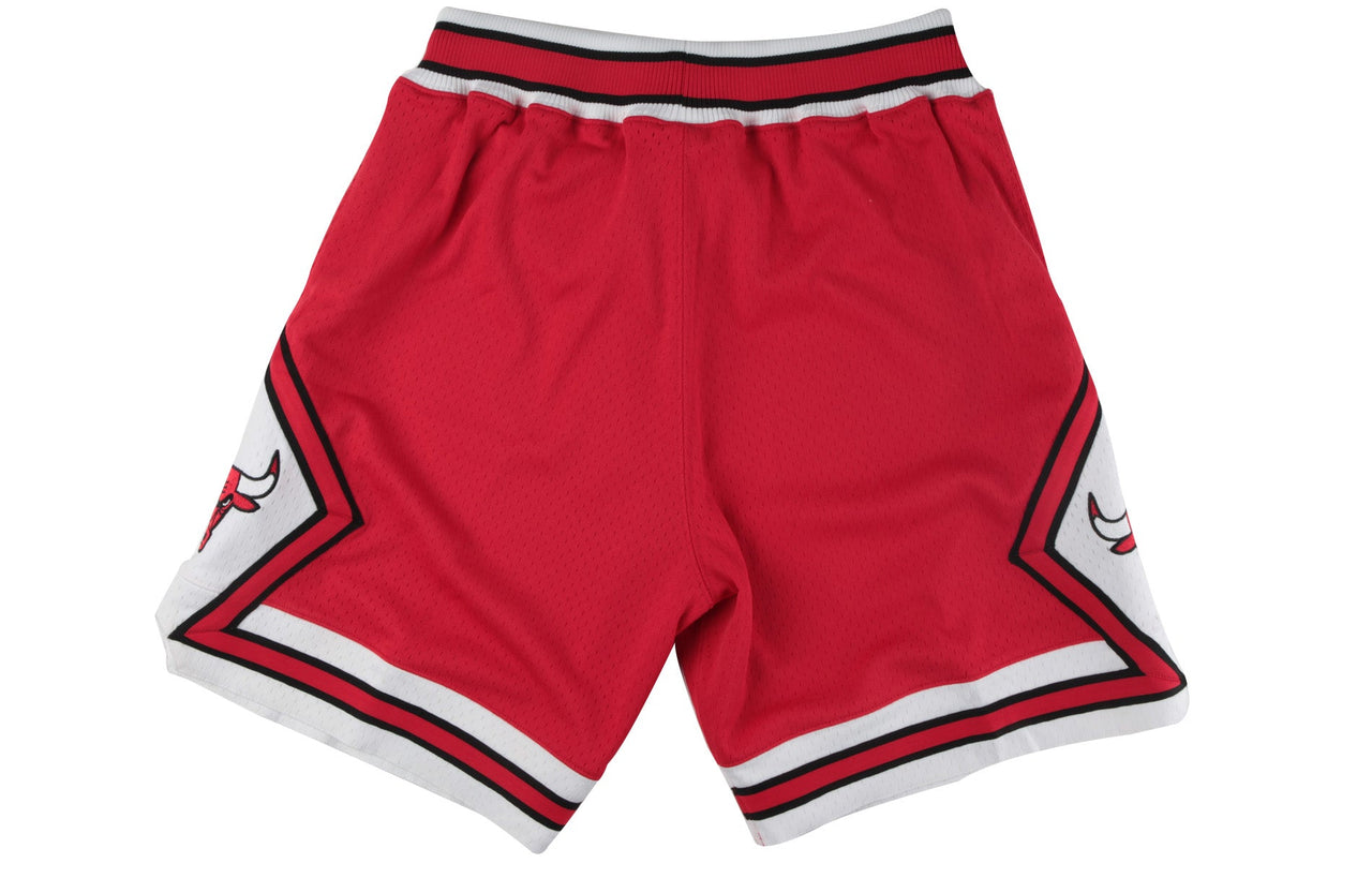 Mitchell & Ness NBA Authentic Shorts Chicago Bulls Road 1997-98 'Red White' ASHRGS18114-CBUSCAR97