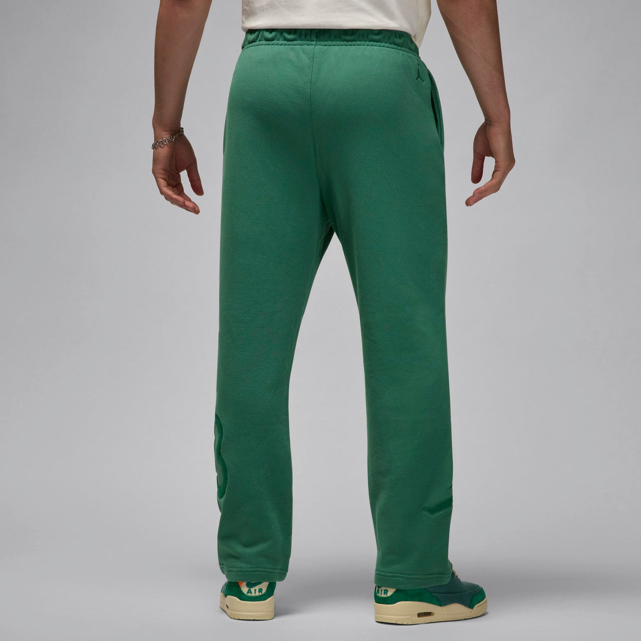 Air Jordan x Nina Abey Chanel Sweatpants 'Green' FZ7518-398