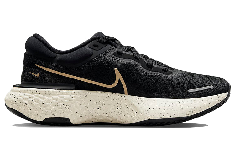 (WMNS) Nike ZoomX Invincible Run Flyknit 'Black Metallic Gold' CT2229-004