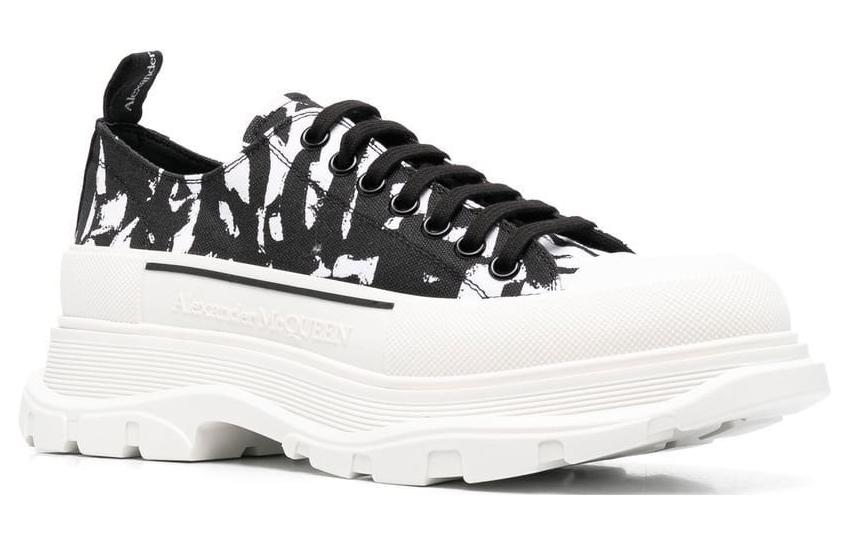 Alexander McQueen Tread Slick Sneakers 'Black White Cream' 705668W4TG59356