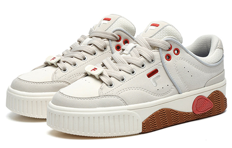 (WMNS) Fila Fusion 'White Red' T12W218201FGR