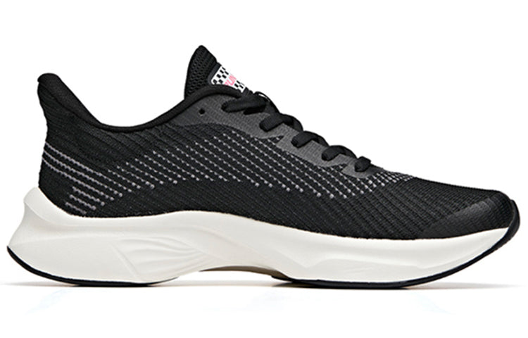 (WMNS) ANTA Edge Low 'Black White' 122035589-6