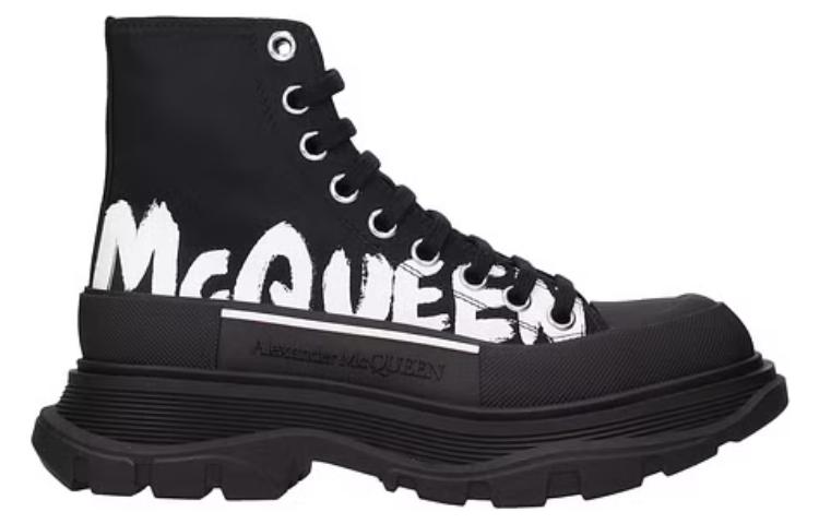 (WMNS) Alexander McQueen Tread Slick Graffiti Logo Boots 'Black White' 676718W4RQ21006