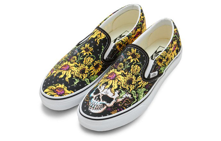 Vans Classic Slip-On 'Beauty Skull' VN0A5AO8640