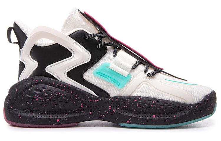 (WMNS) ANTA Life Series Sneakers 'Black White Green' 122038081-1