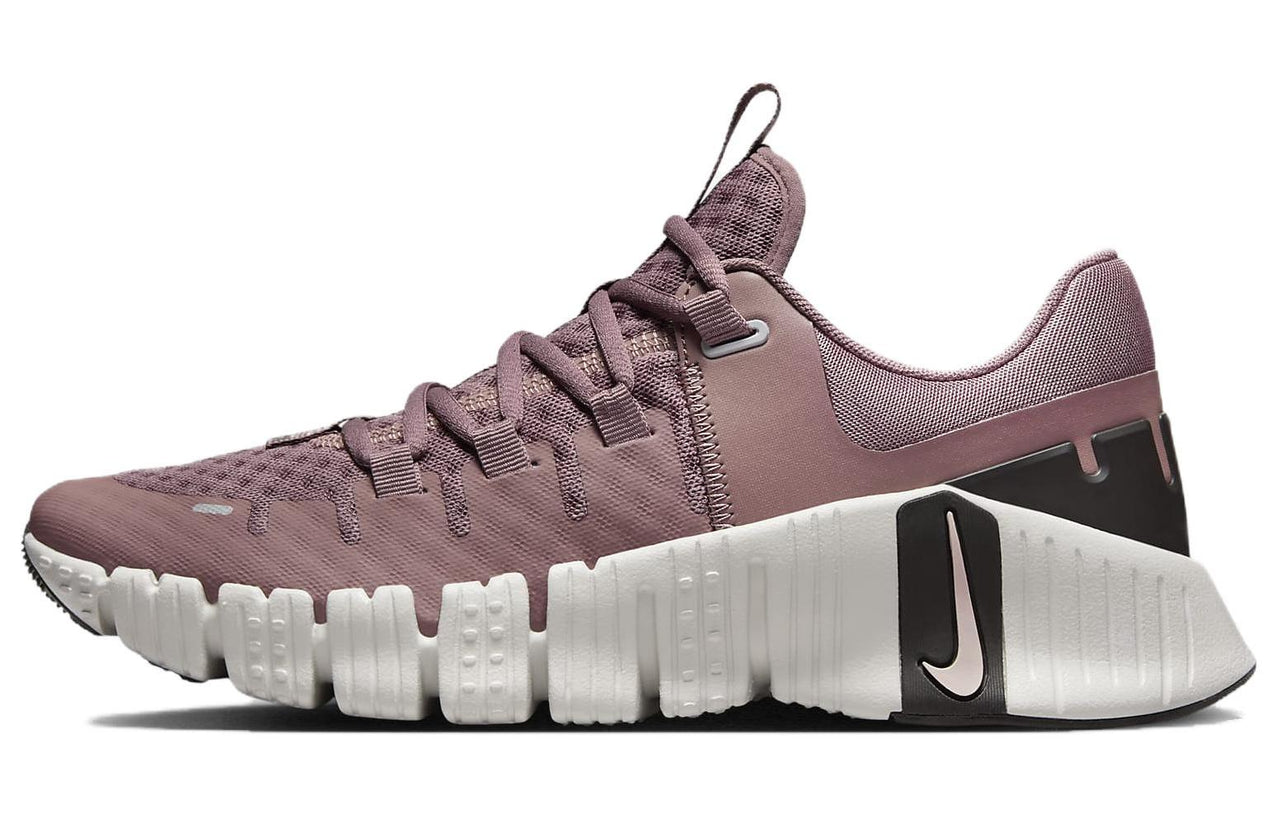 (WMNS) Nike Free Metcon 5 'Smokey Mauve' DV3950-201