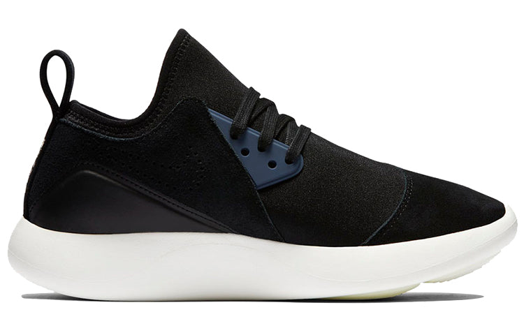 (WMNS) Nike Lunarcharge Premium 'Black Sail Thunder Blue' 923286-014