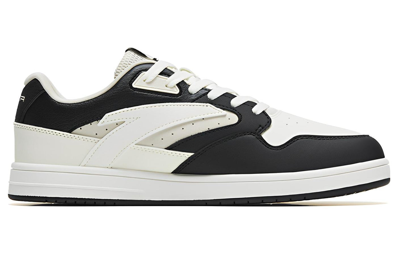 ANTA Street Naughty Low-Top Sneakers 'White Black' 912318016-2