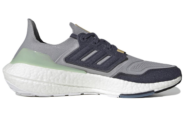 adidas UltraBoost 22 Shoes 'Halo Silver' GX9158