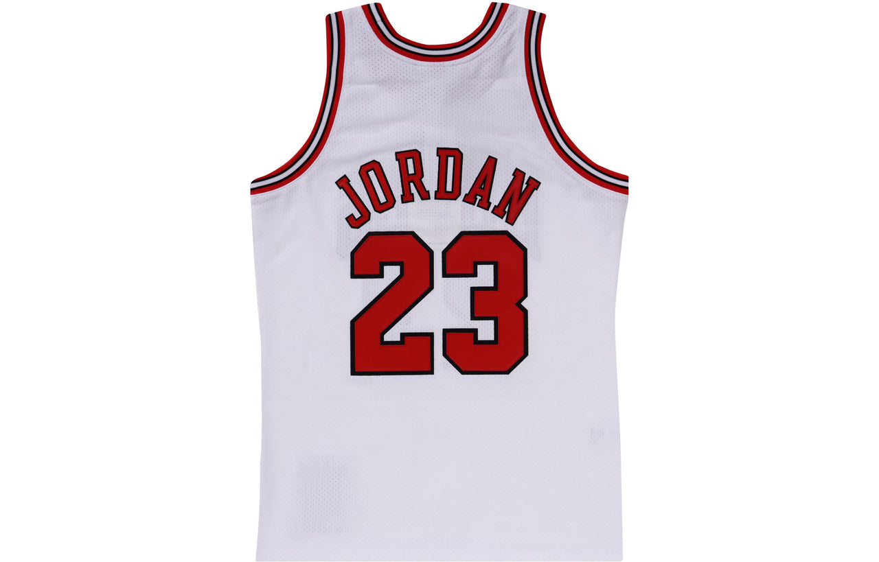 Mitchell & Ness AU 97-98 23 AJY44950-CBU97MJOWHIT