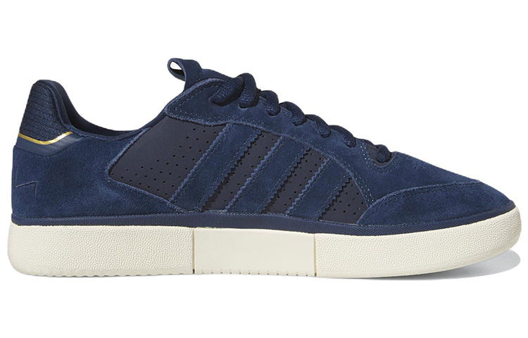 adidas originals Tyshawn Low H06337