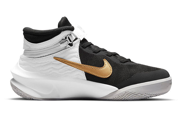 (GS) Nike Team Hustle D10 FlyEase 'Black White Metallic Gold' DD7303-002