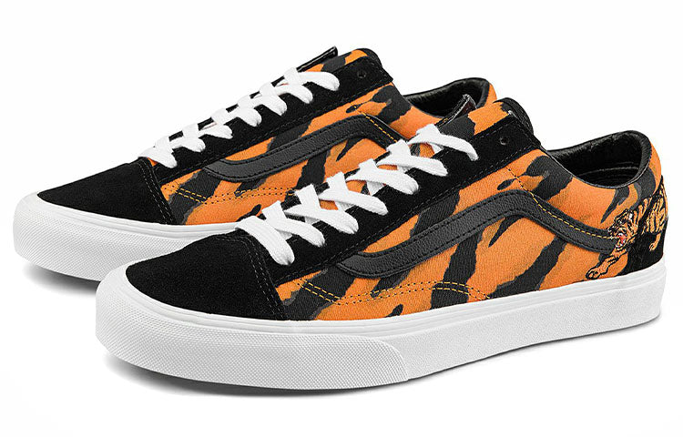 Vans Unisex Style 36 Low-Top Sneakers Black/Orange VN0A3DZ3ORA