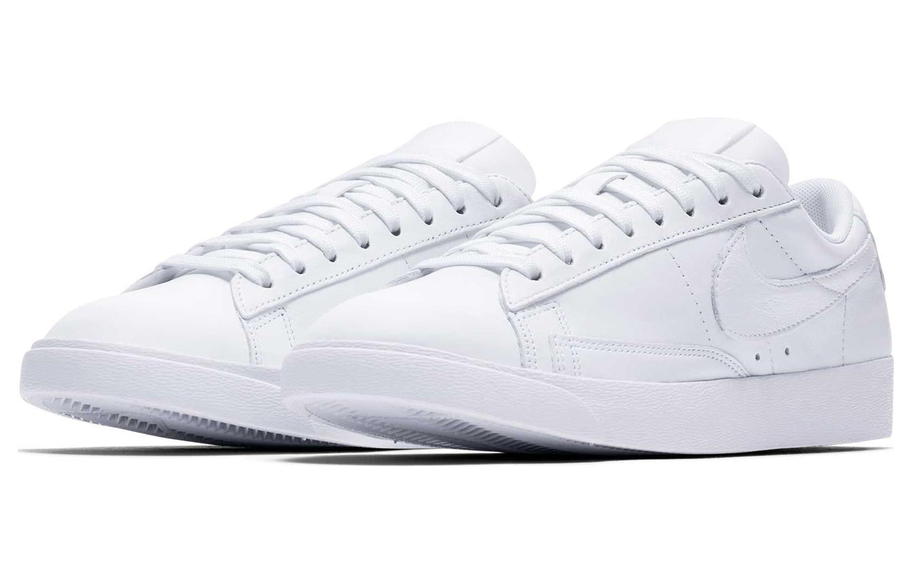 (WMNS) Nike Blazer Low LE 'Triple White' AA3961-104