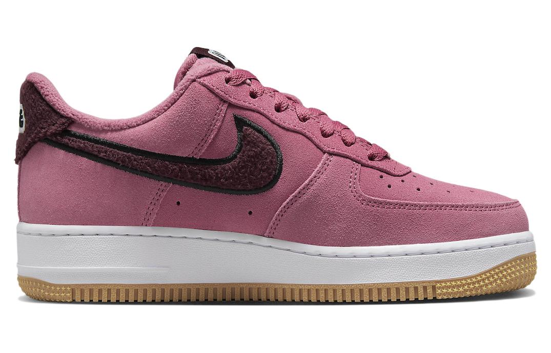 (WMNS) Nike Air Force 1 Low '07 SE 'Desert Berry Gum Fleece' DQ7583-600