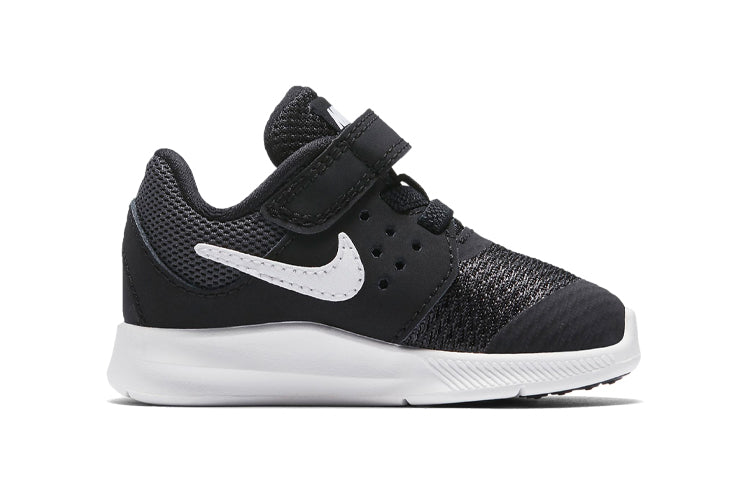 (TD) Nike Downshifter 7 Black/White 869974-001