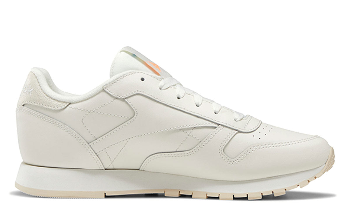 (WMNS) Reebok Classic Leather Sports Casual Shoes 'White Blue' DV8500