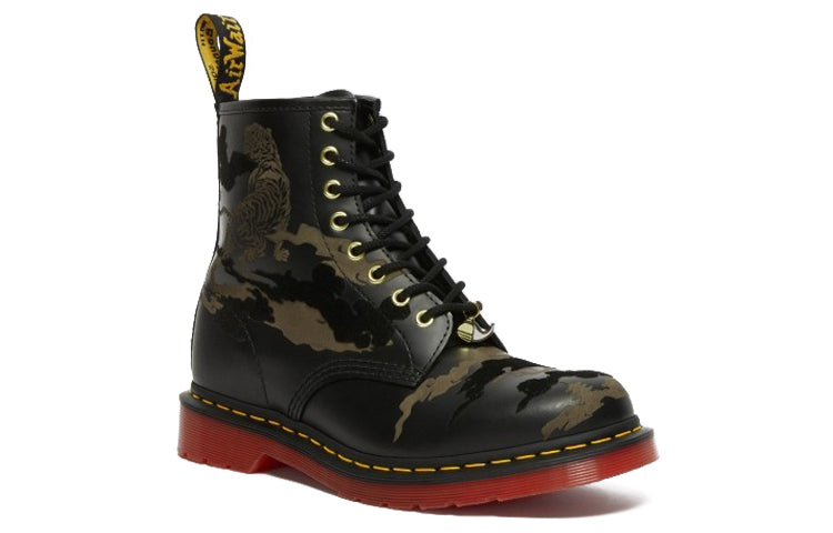 Dr. Martens Unisex 1460 Yott Martin Boots Black 27268001