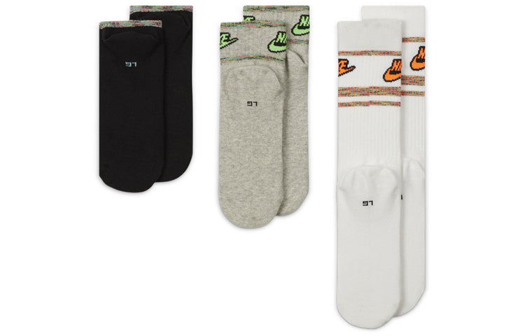 Nike Contrasting Colors Logo Sports Mid Calf Socks 3 Pairs White / Gray / Black DA2601-902