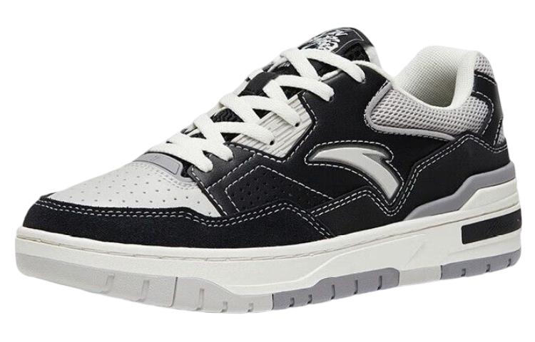 (WMNS) ANTA Flame 4.0 'Black Grey White' 122328081-3