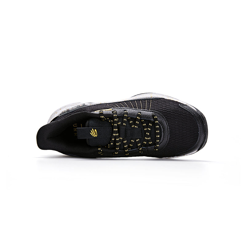 (GS) Under Armour Curry 3Z7 'Black White' 3026623-001