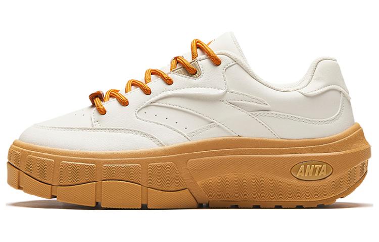 (WMNS) ANTA Casual Low 'White Cream Caramel' 122418086-4