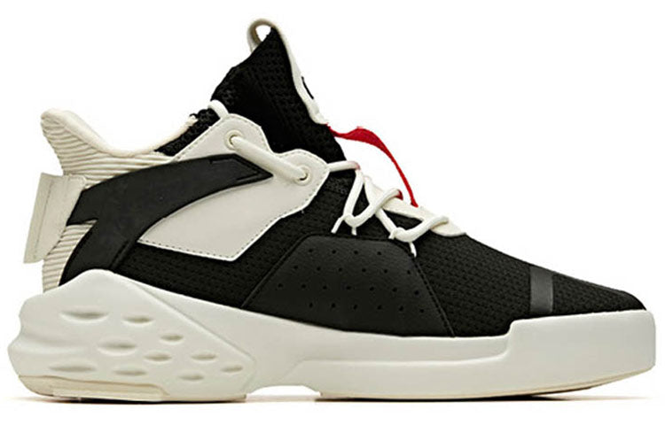 ANTA Bahadur Low 'Black White Red' 11928088S-12
