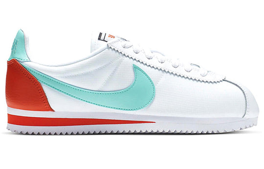 (WMNS) Nike Classic Cortez Premium 'Light Aqua' 905614-104