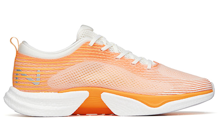 ANTA Hydrogen Run 4 Low 'Orange White' 112225541-3