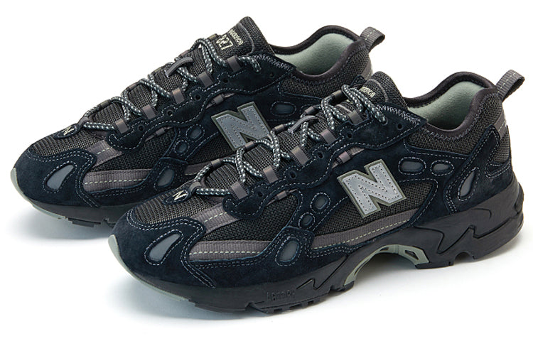 New Balance Thisisneverthat x 827 'Black' ML827KTV