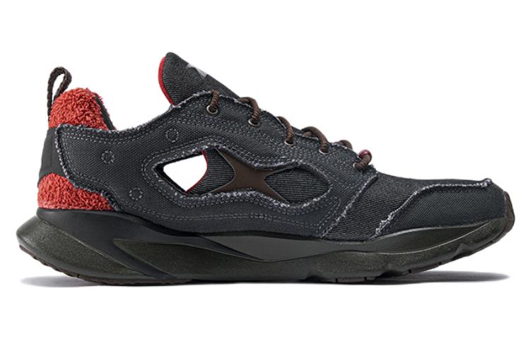 Reebok FuryLite 95 x Street Fighter 'Akuma' GZ9542