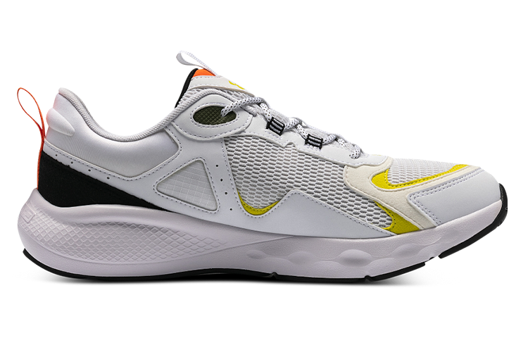 Under Armour Charged Vantage SE 'White Black' 3028446-100