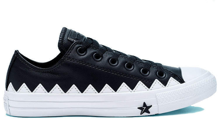 (WMNS) Converse Chuck Taylor All Star Mission-V Low Top 'Black White' 565369C