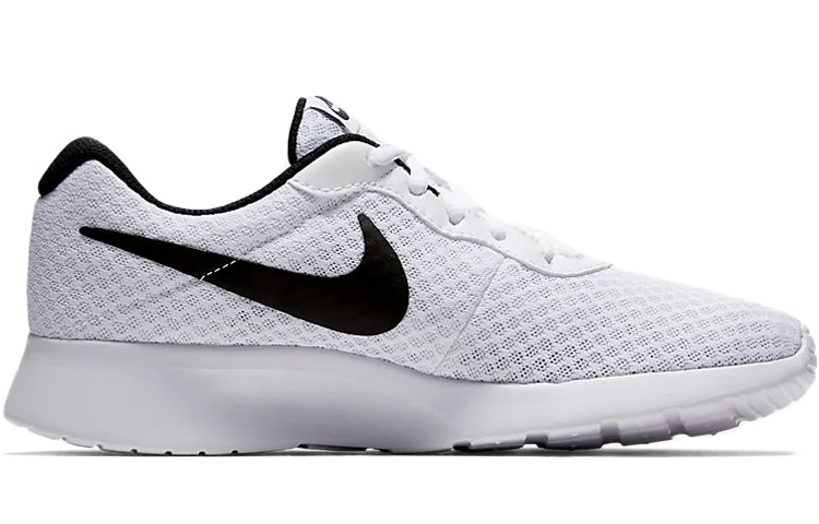 (WMNS) Nike Tanjun 'White Black' 812655-100