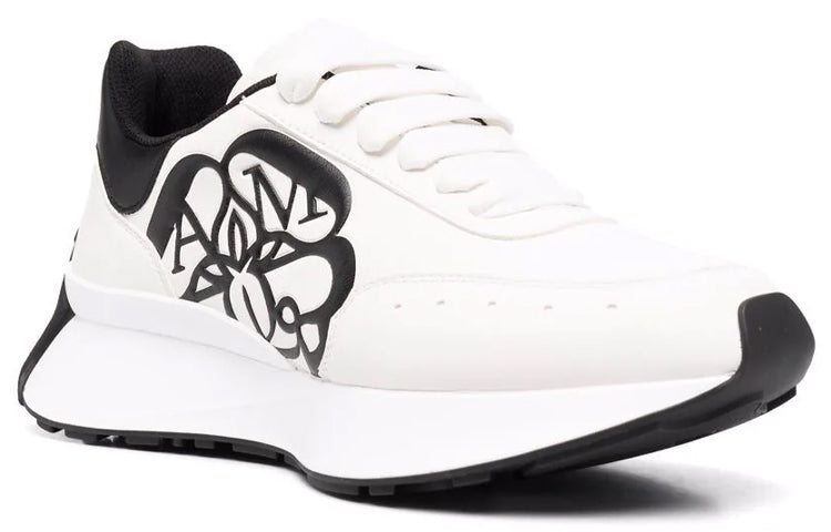 (WMNS) Alexander McQueen Sprint Runner Lace-Up Sneakers 'White Black' 691039WIC959061
