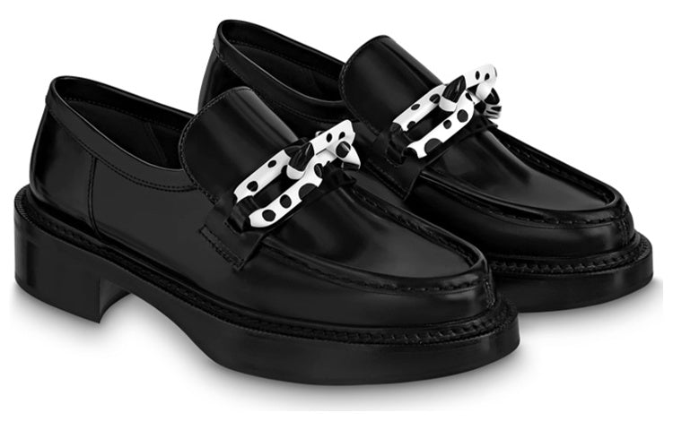 (WMNS) LOUIS VUITTON x YK Academy Loafers 'Black with White' 1AB9JW