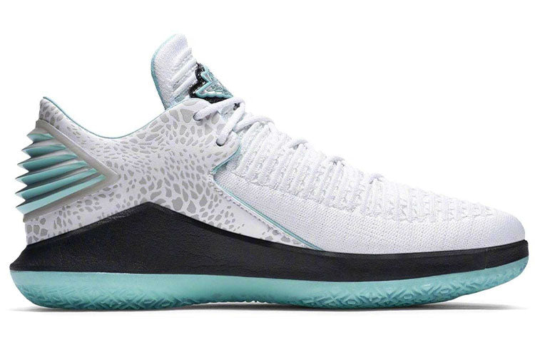 Air Jordan 32 Low 'Guo Ailun' PE AH3347-101