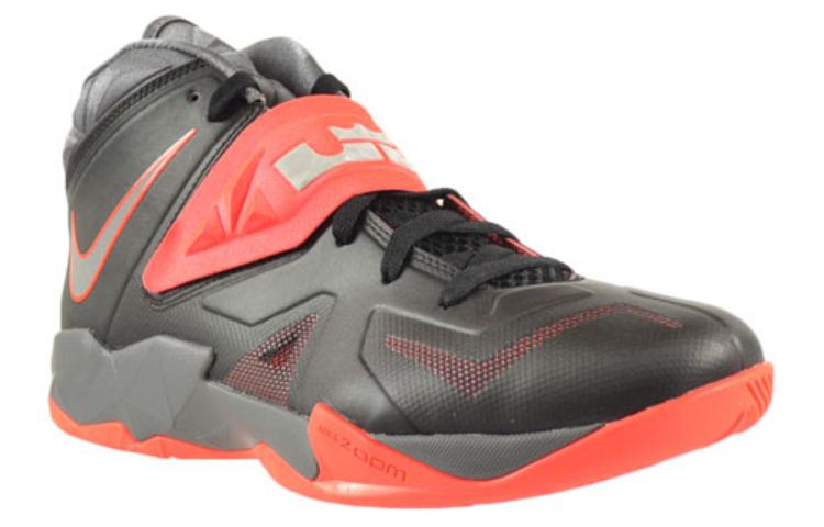 Nike LeBron Zoom Soldier 7 'Blk' 599264-003