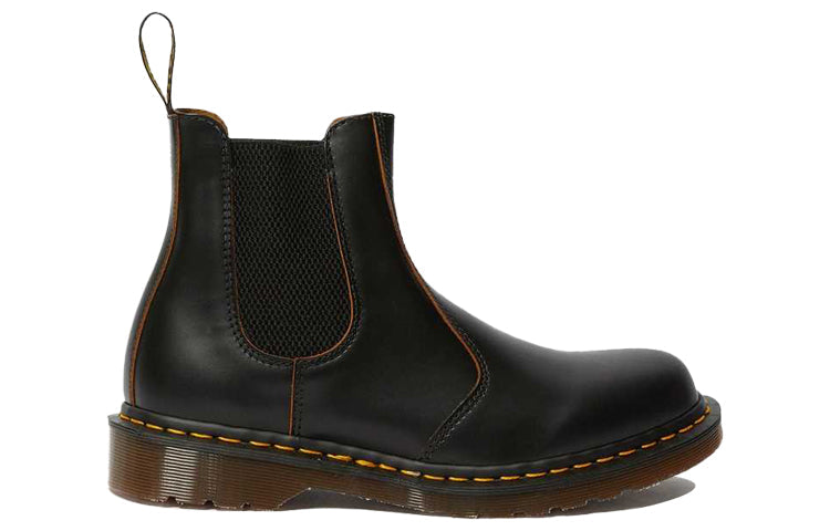 Dr. Martens 2976 Vintage Made In England Chelsea Boots 'Quilon - Black' 25747001
